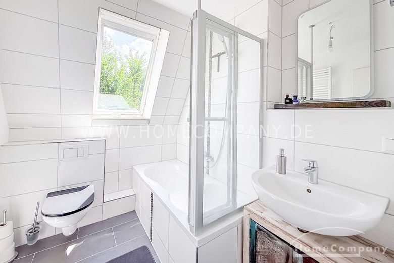 28084 HomeCompany Dresden Möbliert/Furnished 2- Zimmer Apartment mit Balkon in Dresden- Laubegast max. 2 Personen – feac130eb4c67c4c34815a65c38ecafff1ca141d.jpg