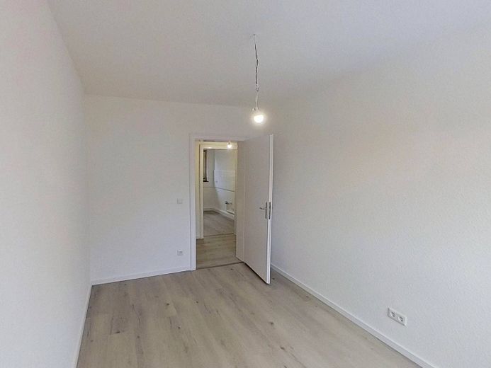 Ein perfektes Familiennest: Moderne 4-Zimmer-Wohnung mit BALKON und Tageslichtbad – Ansicht II: Schlafzimmer II