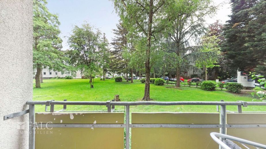 Sofort bezugsfrei - Attraktive 3-Zimmer-Wohnung mit Balkon in Köln-Humboldt/Gremberg – Balkon