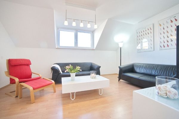 Modern, fully furnished, three-bedroomed apartment in Herne’s Wanne district