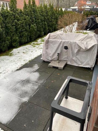 süd-westliche Terrasse