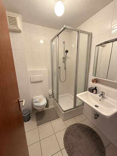 Kürnach manzaralı güzel 2 odalı daire, komisyonsuz – Fotoğraf 5
