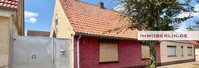 IMMOBERLIN.DE - Sanierungsgelegenheit! Haus mit Nebengebäude & Ausbaupotenzial in angenehmer Lage