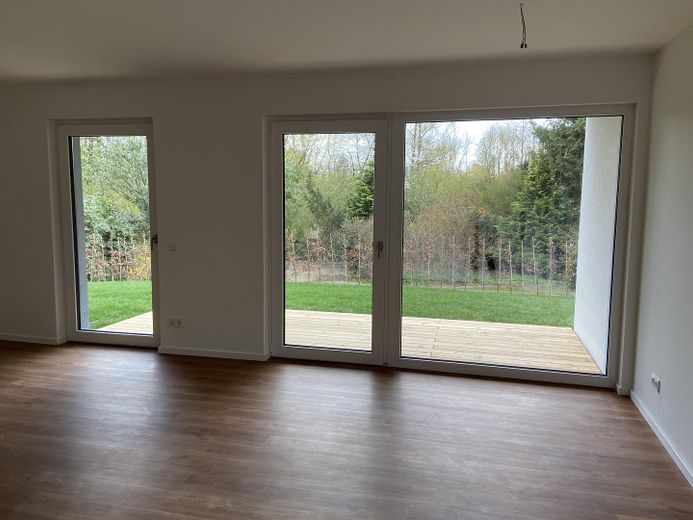 Wunderschöne Neubauwohnung mit eigenem Garten – Foto 6