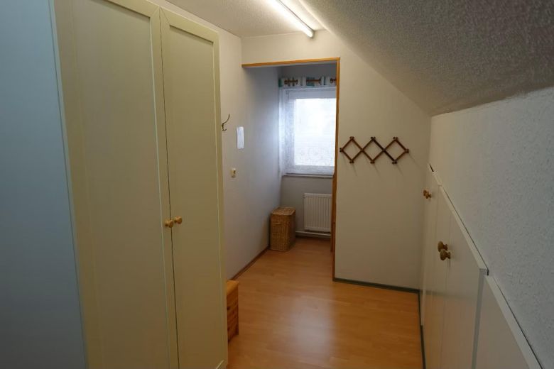 Ankleide mit Bügelecke