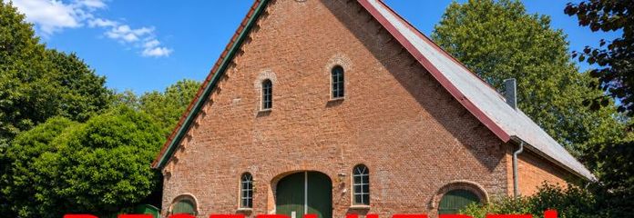 ToHuus Immobilien: लगभग 15.000 m² भूखंड पर उत्तरी सागर के तटबंध के दृश्य क्षेत्र में शानदार पुराना फार्महाउस ...