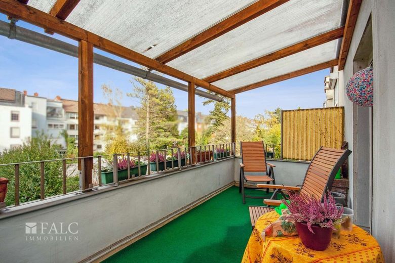 Gute Investition in guter Lage ! – Balkon OG1
