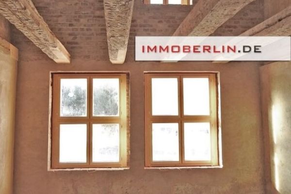 IMMOBERLIN.DE - Complesso storico con potenziale di ampliamento! Casa e edificio accessorio parzialmente ristrutturati
