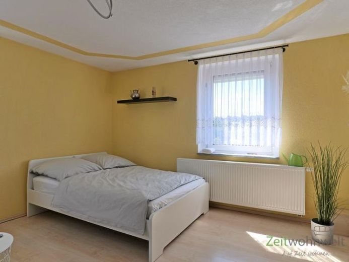 (EF0934_M) Zwickau: Oberplanitz, neu möbliertes Apartment mit Stellplatz, großer Küche, WLAN und eigener Waschmaschine – फोटो 1