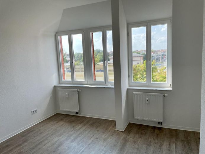 SOFORT: 77qm 2-Zimmer 3. Etage DG Markkleeberg | 3min S-Bahn | 5min agra-Park | saniert 2022 – Schlafzimmer