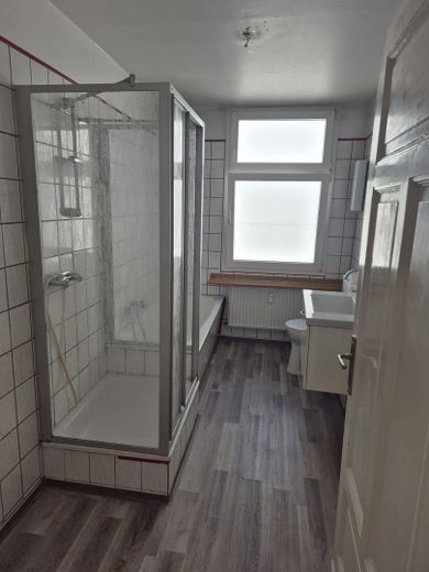 Großzügiges Wohnen auf zwei Ebenen - 3 Schlafzimmer und gepflegtes Ambiente in Hagen-Hohenlimburg – Foto 13