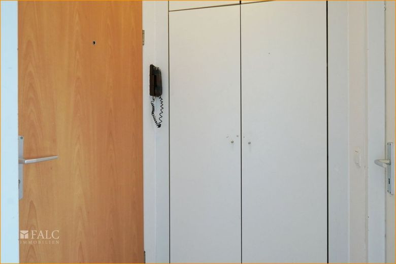 Flur mit Einbauschrank