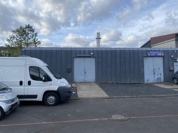 Voll ausgestattete KFZ-Werkstatt  Reifenservice in Hanau-Wolfgang zu vermieten – Foto 3
