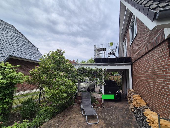 Doppelcarport mit Dachterrasse