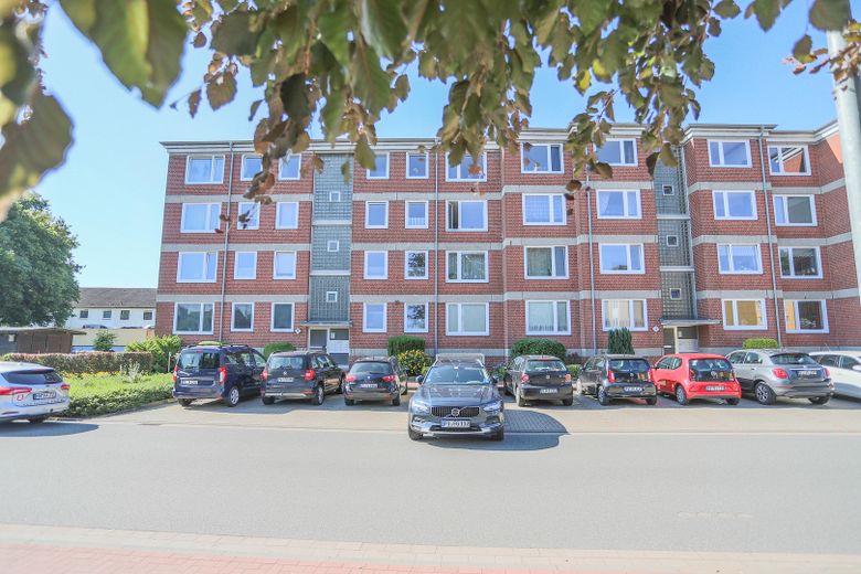 Frisch renoviert & neuwertig: Charmante 2-Zimmer-Wohnung mit Loggia in Barmstedt – Ihr neues Zuhause