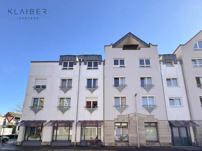 Schöne 3 Zimmer Maisonette mitten im Zentrum v.Göppingen mit TG-Stellplatz direkt am AGNES ! – Foto 1