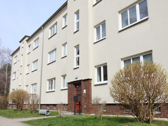 Große 2-Raum Wohnung in Altenburg-West! – फोटो 1