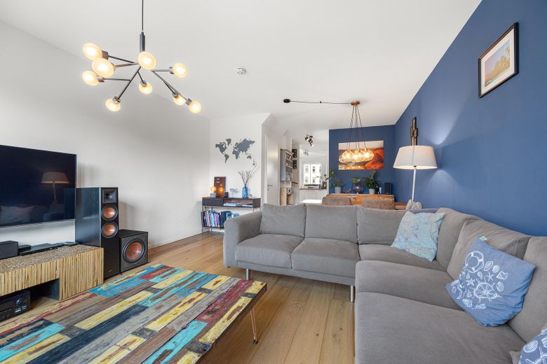 Hoogwaardig townhouse met dakterras en uitzicht op het water – Foto 8