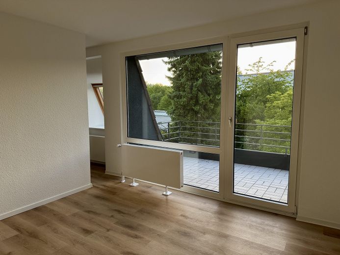 ERSTBEZUG AM UELLENDAHL: 2 ZIMMER WOHNUNG BALKON WHG – Foto 3