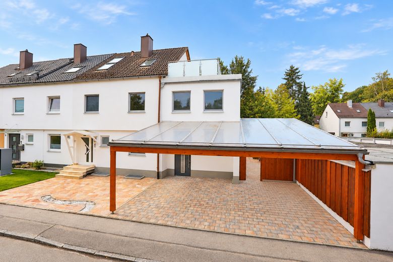 Großzügiges Reiheneckhaus mit ca. 205 m² Wohnfläche & großem Garten – provisionsfrei – Foto 1