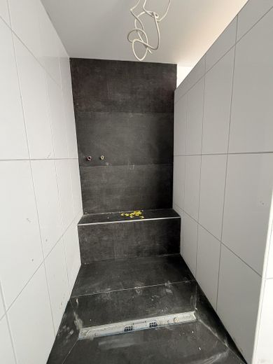 Vollständig renovierte Barrierefreie Wohnung – Foto 16