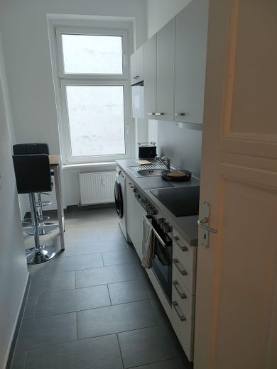 Neu renoviert, voll möbliert, 1 Zi. Whg, all inclusive Miete, befristet – Foto 5