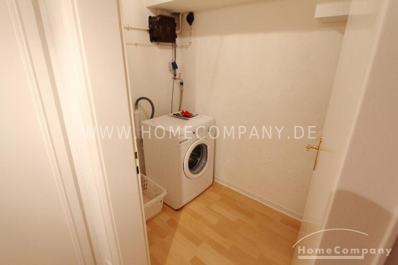 Designer-Appartment mit 1,5 Zimmern und mit separatem Schlafbereich und eigenem Eingang! – b389bb1d9d5d81bdb12e983b68b04af69fa3eafd.jpg