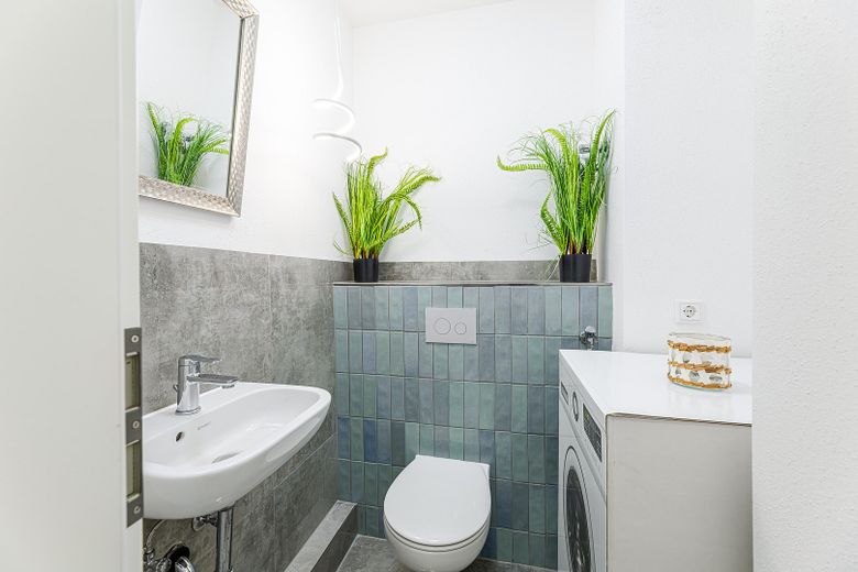 Separates WC mit WM-Anschluss