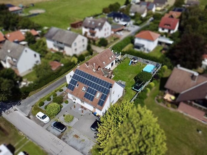 Freiraum für die ganze Familie - Wohnen, leben und dabei clever finanzieren – Vogelperspektive