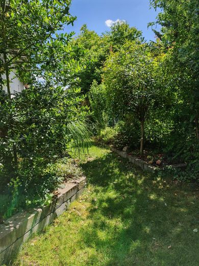 Helles Architektenhaus- Split-Level-Wohnen, Wintergarten und großzügiger Garten – Foto 15