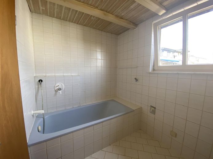 Mieszkanie galeriowe – Badezimmer