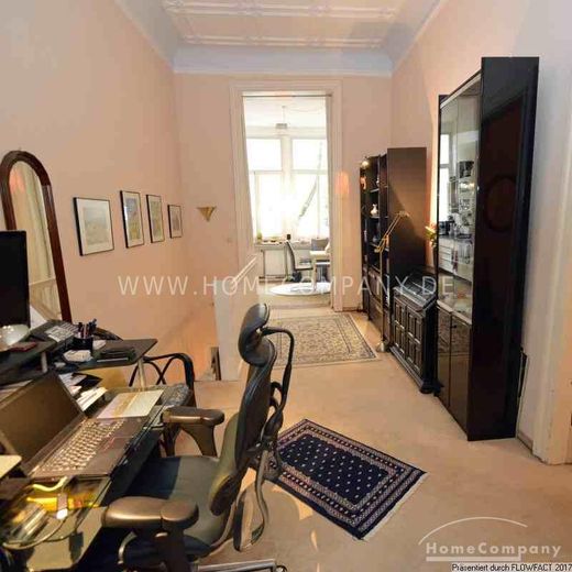 Splendido appartamento di 4 locali in posizione privilegiata e tranquilla, in subaffitto – fb49b4d2b2fcf616a2a372ee244a91f2453d1e97.jpg