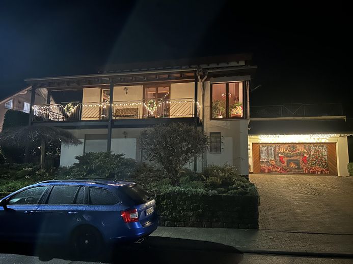 Freistehendes Niedrigenergie-EFH in Massivbauweise zwischen Pirmasens und Zweibrücken – Weihnachtszeit