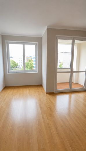 Eigentumswohnung mit Blick auf den Kurfürstendamm – Wohnzimmer