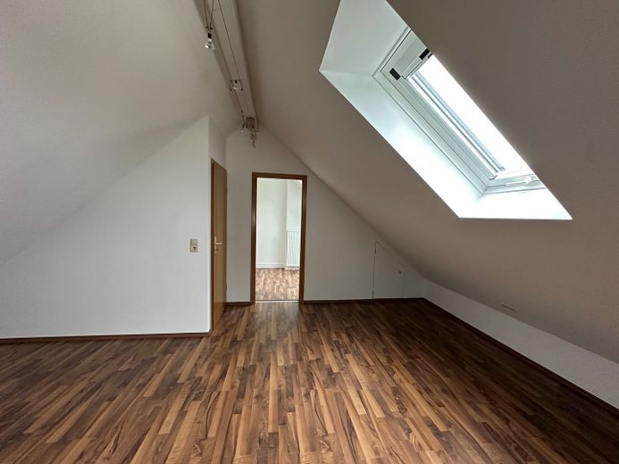 Dachzimmer Ansicht 2 (DG)