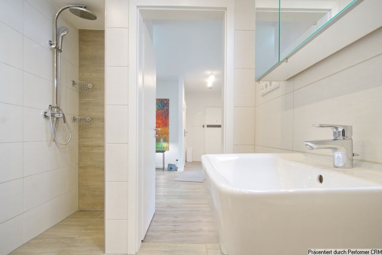 Komfort auf höchstem Niveau! Großzügige Wohnung mit vielen Extras in zentraler Lage von Düsseldorf am Hanielpark – 0354ef63ec64dfd270464b3b1afe27f22cd13a00.jpg