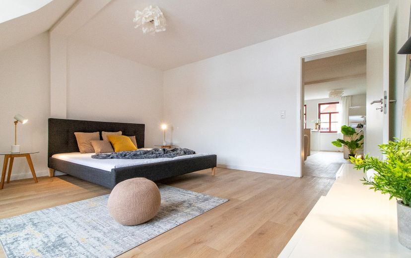 Schlafzimmer mit Wohnblick