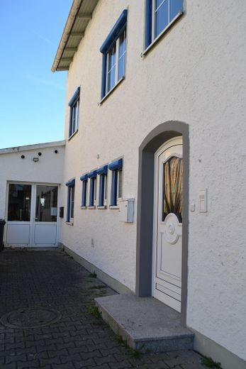 Eingang Haus & Gewerbe
