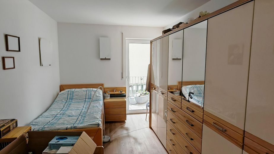 Modernes Wohnen in Burglengenfeld: 2-Zimmer-Wohnung mit EBK und Balkon – Schlafzimmer