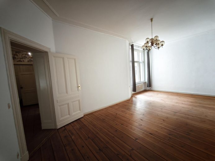 Zonder courtage in Neukölln: 3-kamerappartement aan het Tempelhofer Feld en vlak bij de Schillerkiez – Foto 9