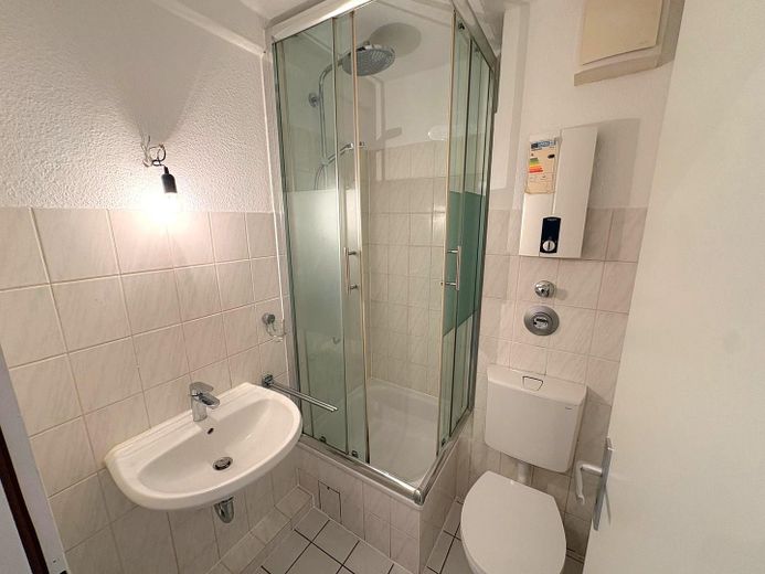 Gemütliche 2-Zimmer Wohnung zur Selbstnutzung oder Kapitalanlage | Provisionsfrei – Badezimmer