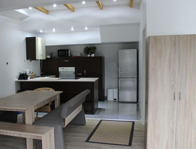 Küche mit Essbereich