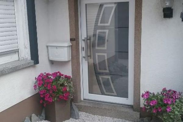 ** DIRECT BETREKKEN NA VAKKUNDIG UITGEVOERDE RENOVATIE **