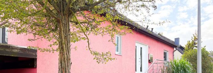 De l’espace pour vos idées d’aménagement – maison individuelle indépendante dans un cadre verdoyant