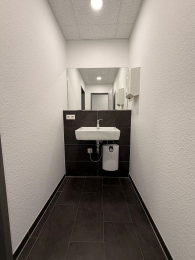Provisionsfrei: Moderne Büros ab 20 m² in Braak (Gewerbehebesatz 330 %) – top ausgestattet – Foto 7