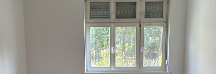 Schöne 2-Zimmerwohnung im ruhigen Karlshorst. Provisionsfrei – Wohnzimmer