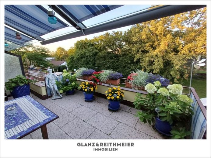 2-Zimmer - Dachterrasse mit Ausblick – Photo 1