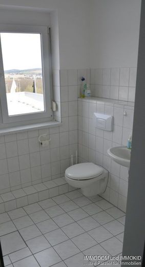 Moderner Schulungsraum mit Dachterrasse und herrlichem Ausblick zu vermieten! – Toilette rechts