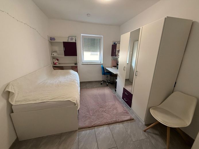 Kinderzimmer / Büro