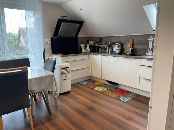 Eßzimmer und Küche